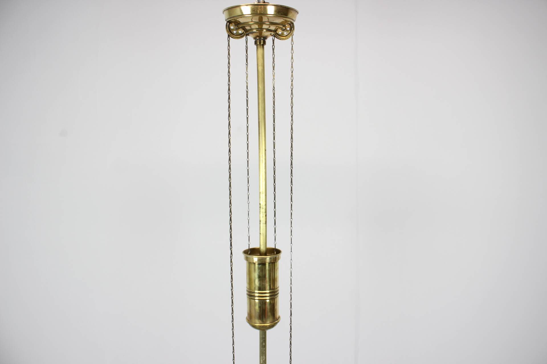 Unique adjustable Art Nouveau pendant light from the 1920s