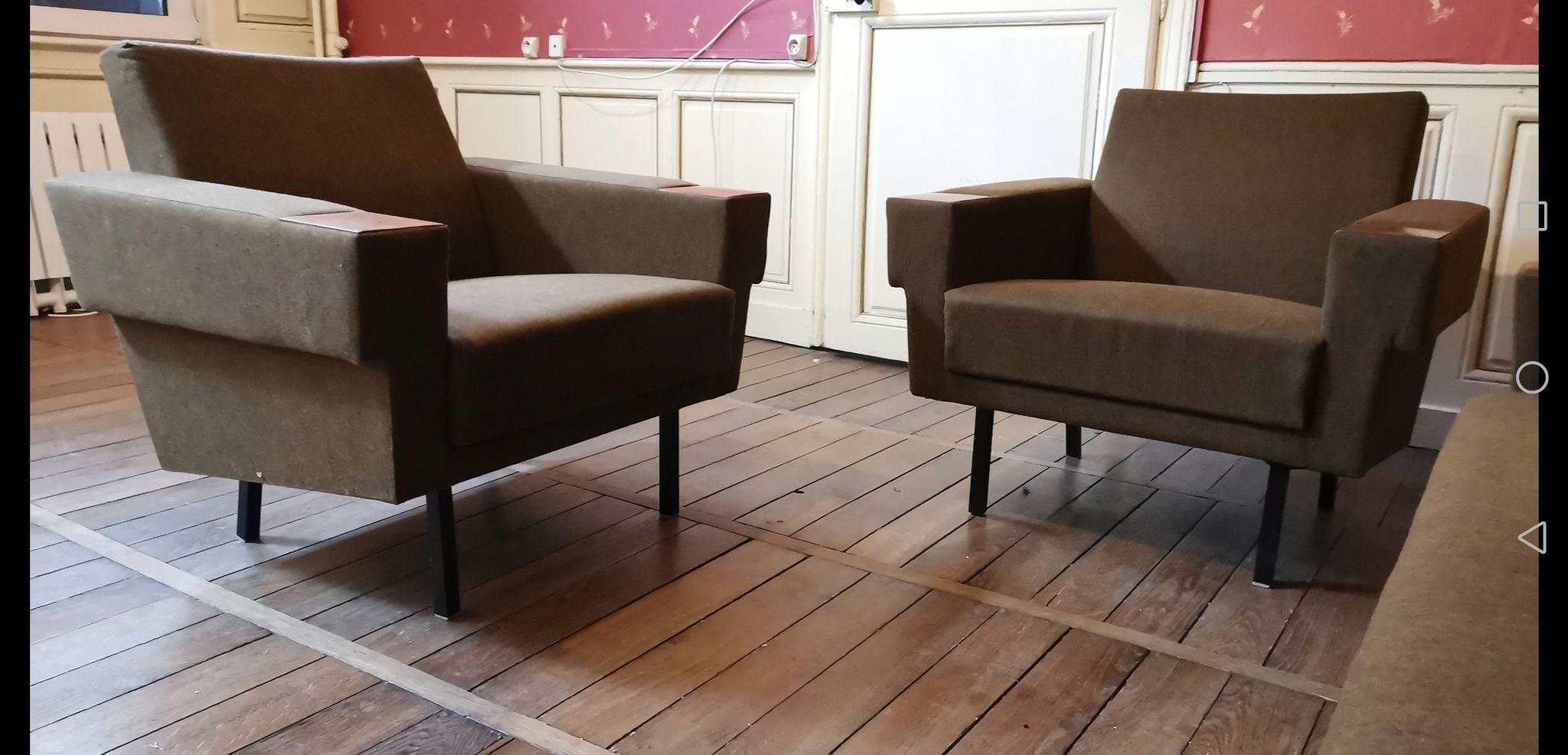 Danish Club armchairs 60s 70 khaki