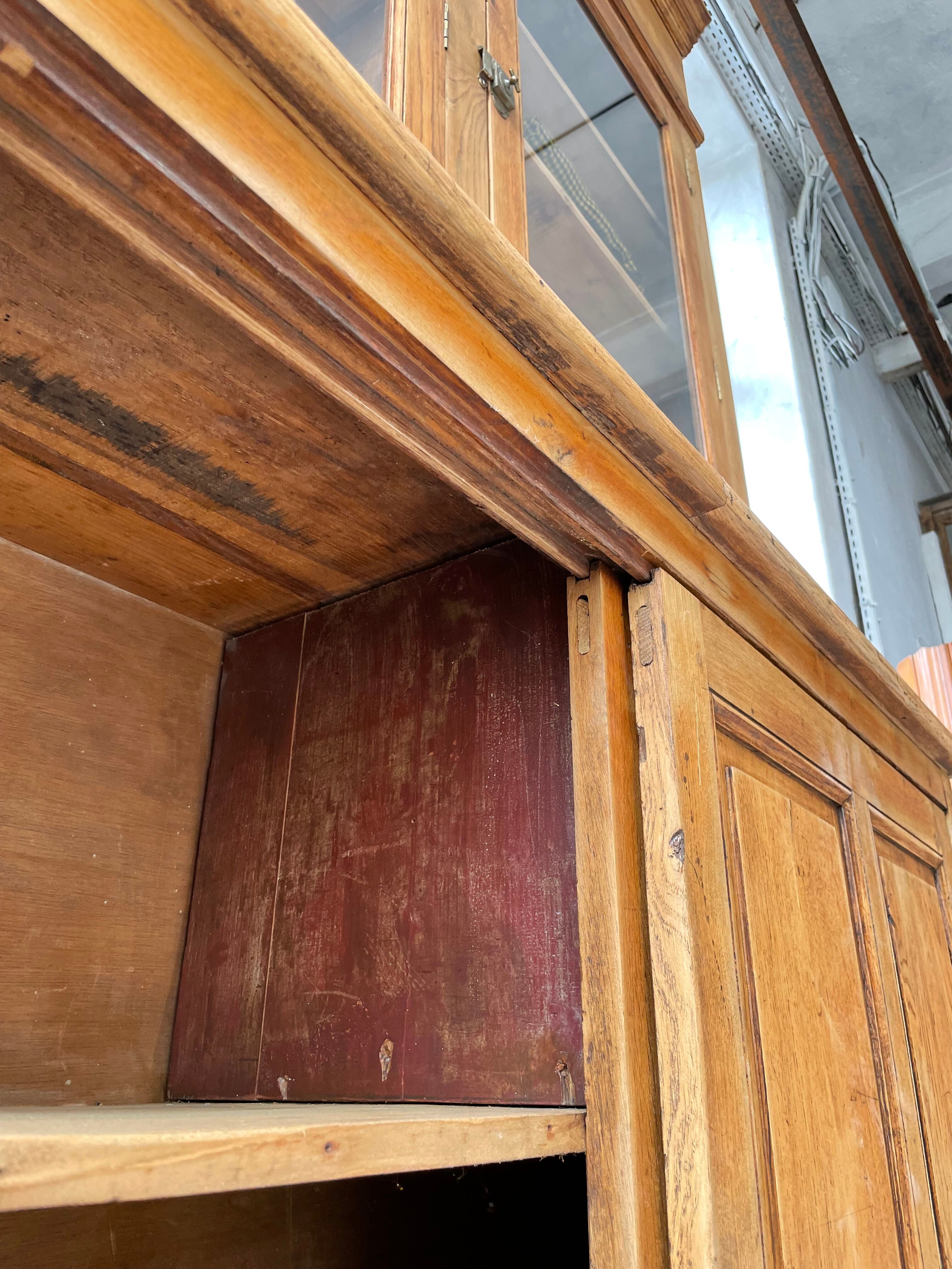 Oak showcase bookcase