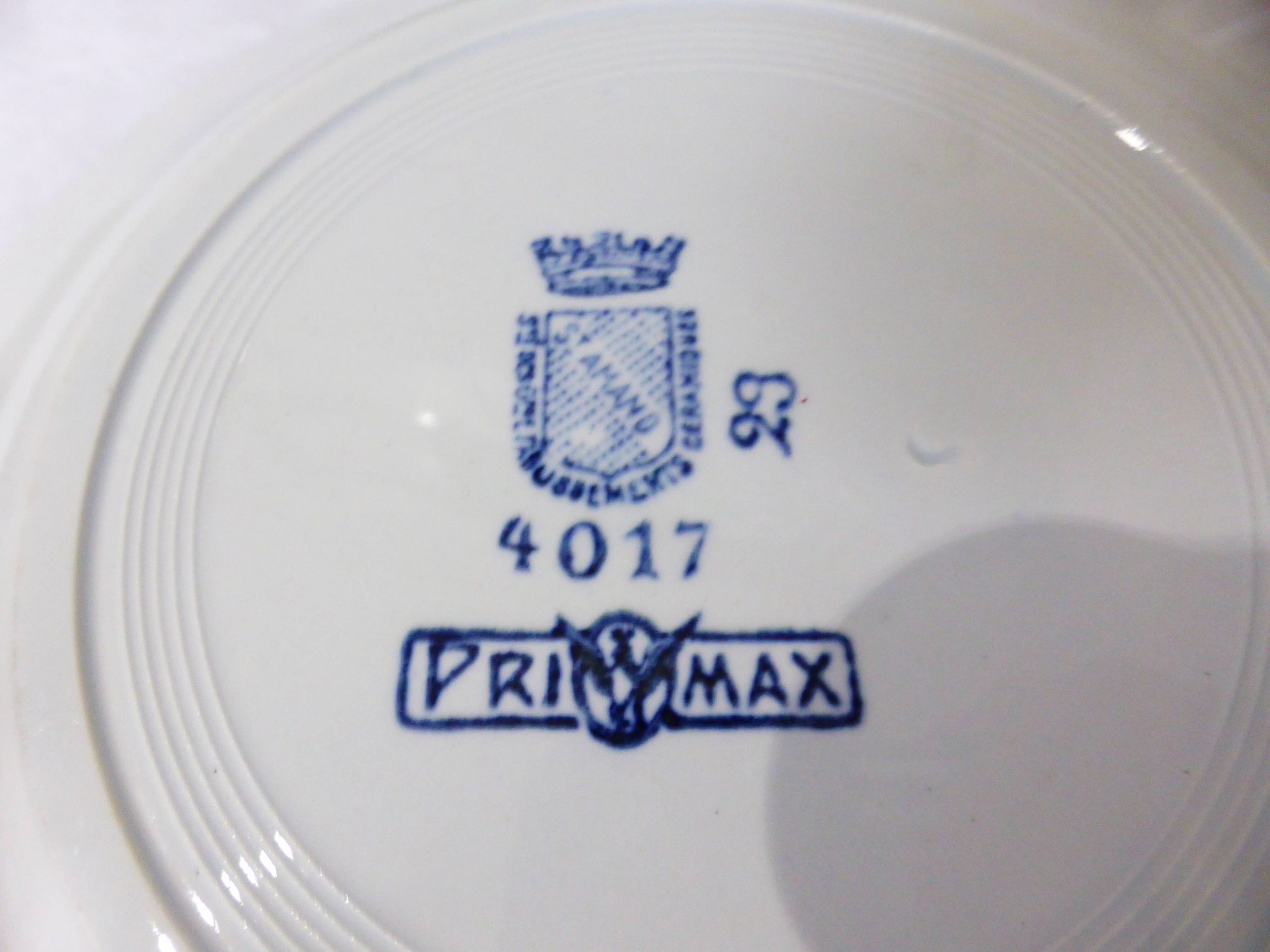 3 vintage deep plates from St Amand model Primax 211255
