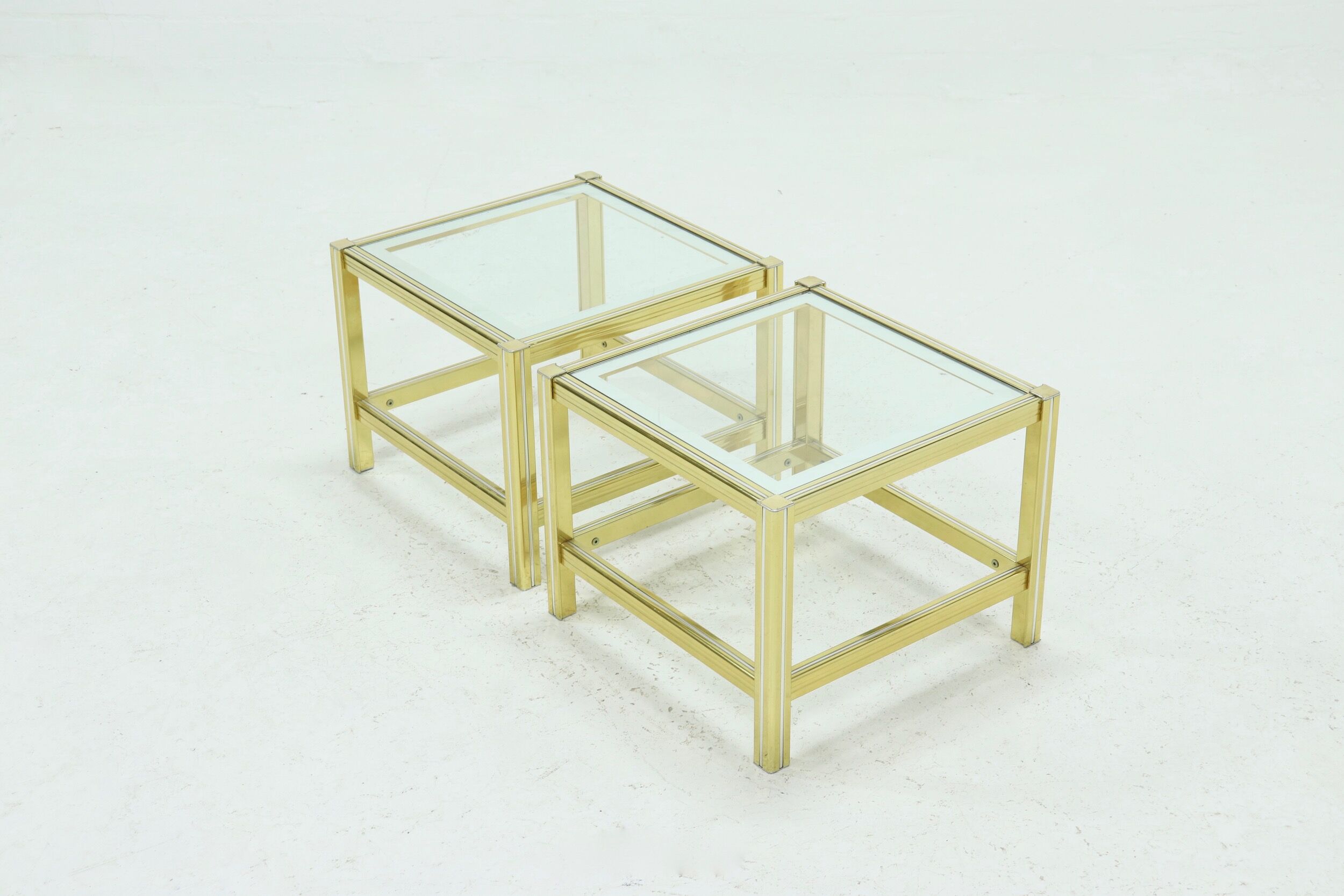 Set of 2 regency style side tables 1970s