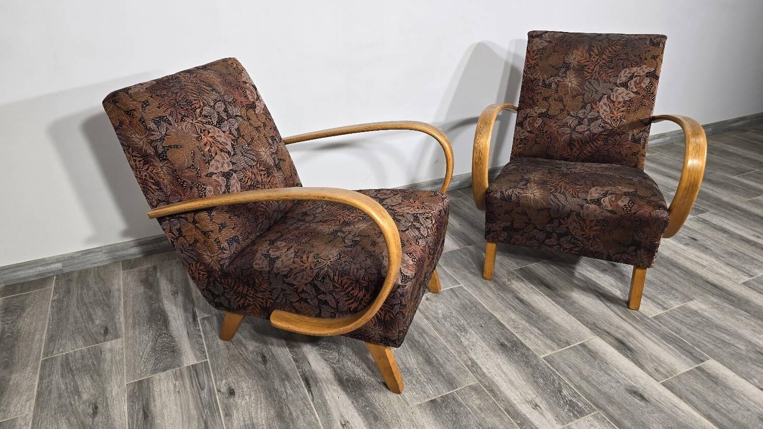 Art Deco Armchairs by Jindrich Halabala