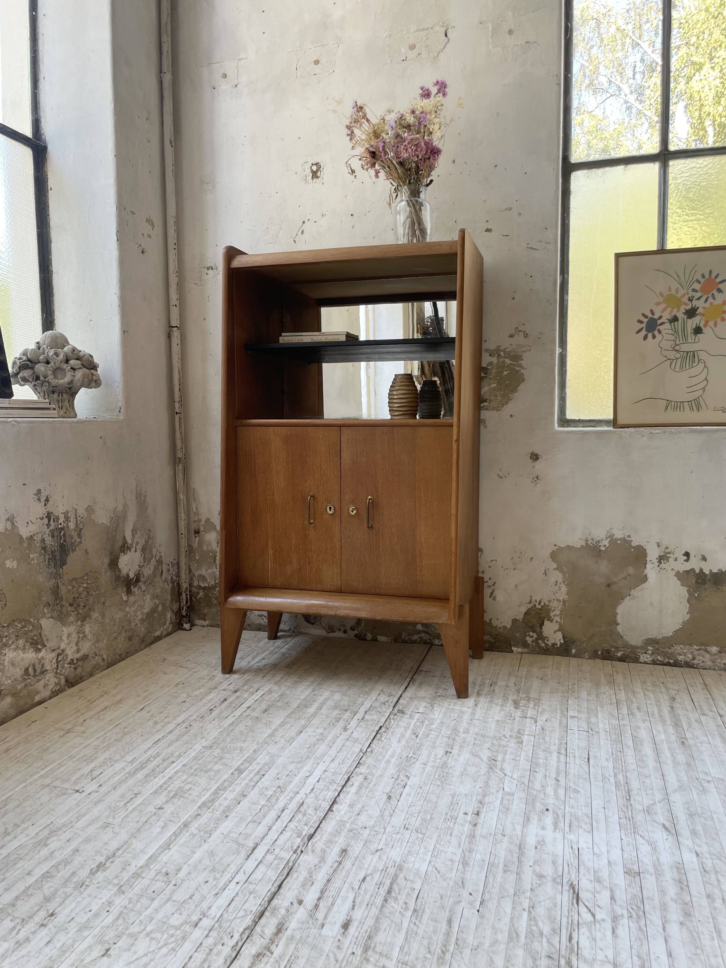 Meuble de rangement secrétaire chêne années 60