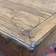 Table basse en chêne du 19ème avec un grand tiroir