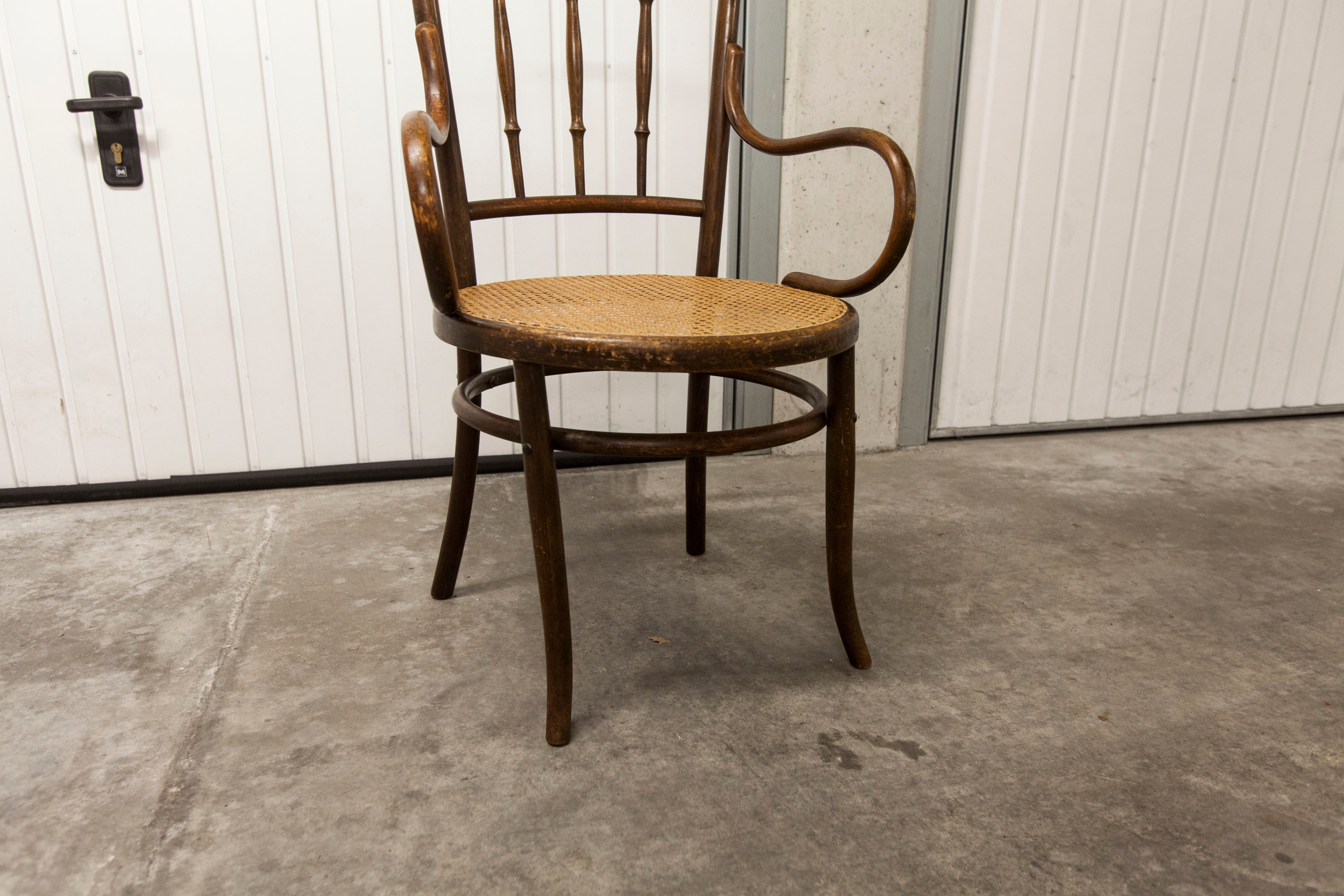 Fauteuil scandinave Fischel cannage 1900