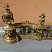 Ensemble de 3 pièces chenets et barre de cheminée en bronze xixème
