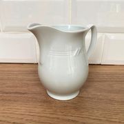 Pot à lait en porcelaine