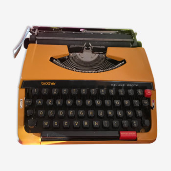 Brother Deluxe 250 TR typewriter