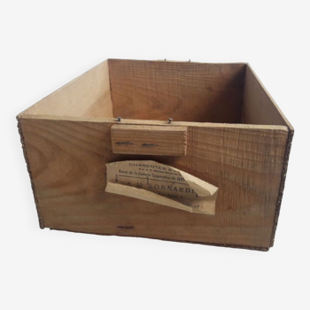 Dairy wood box Charentes