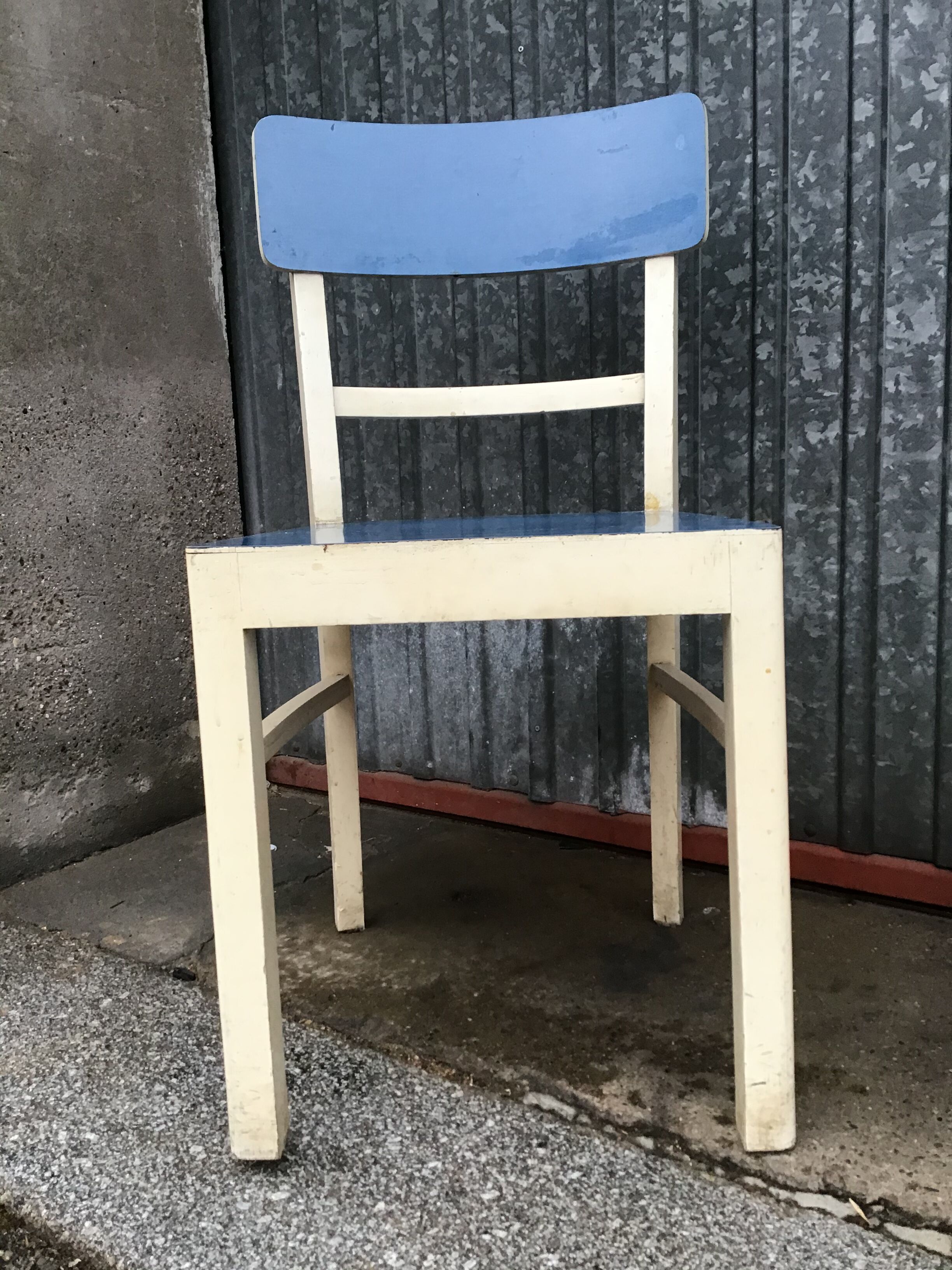 Paire de chaises en bois & formica vintage 1950