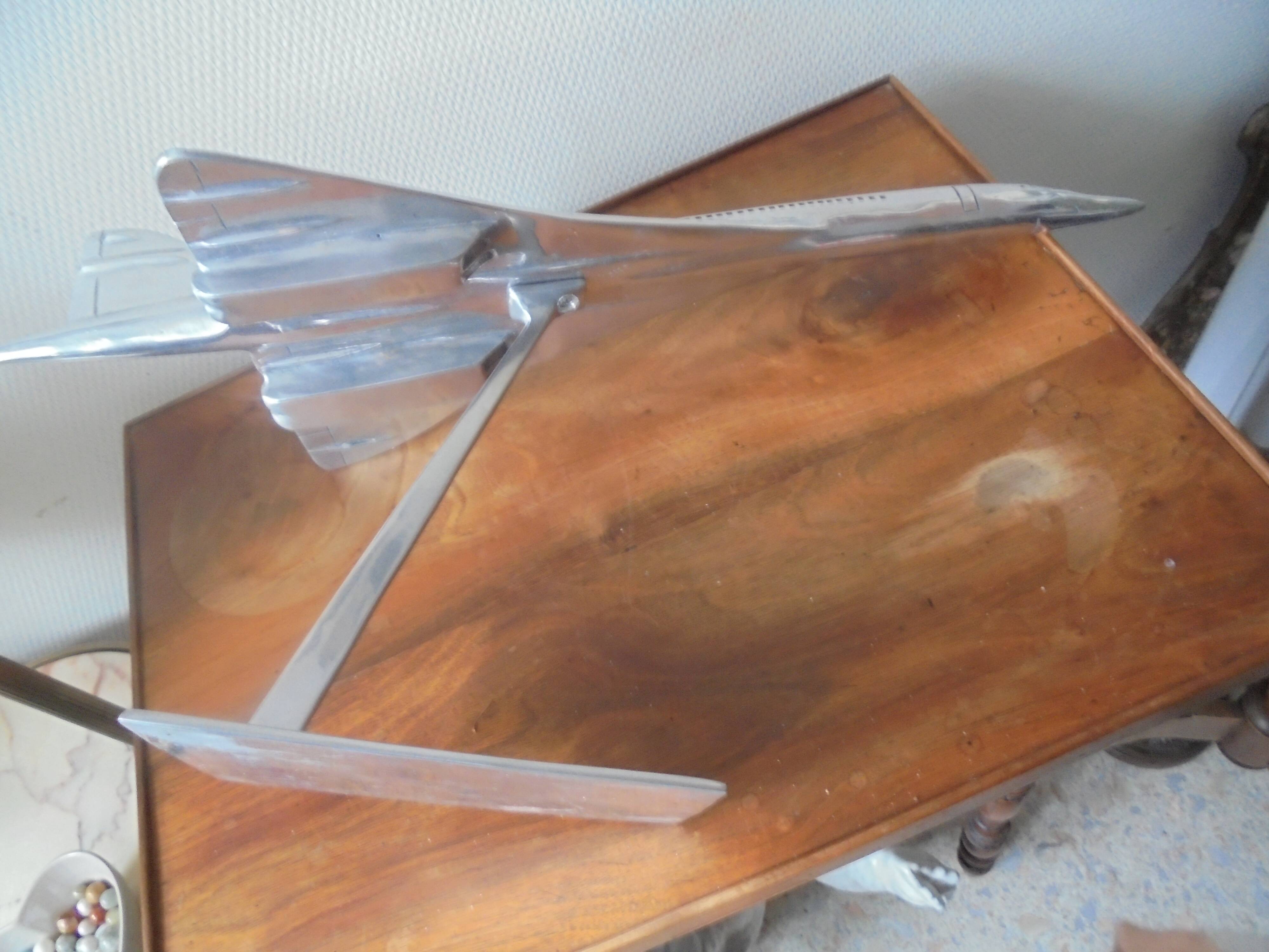 concorde plane, chrome metal