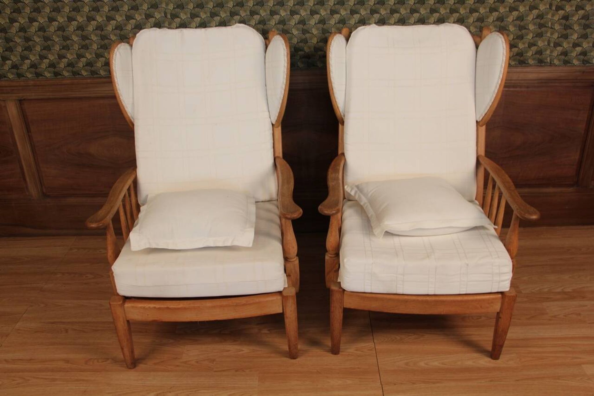Pair of armchairs with ears of the 50s in oak
