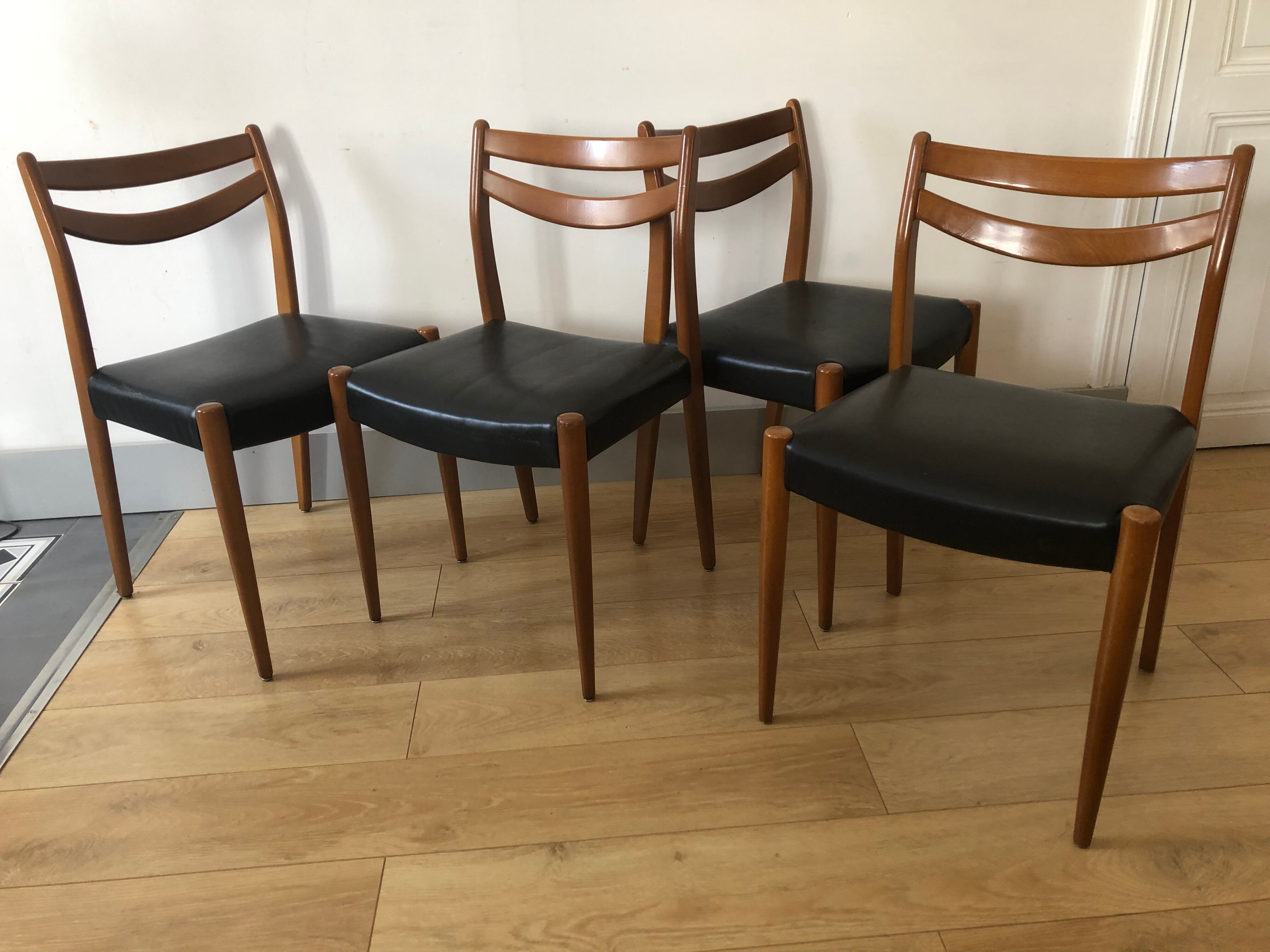 Series 4 vintage chairs Scandinavian style