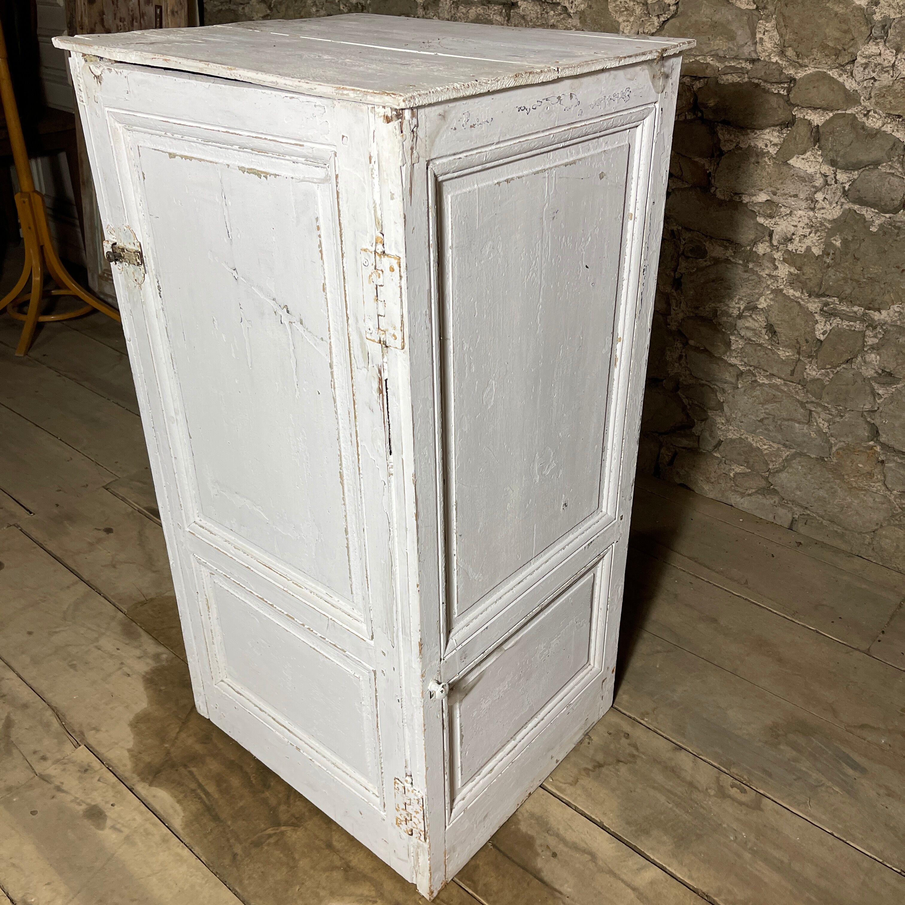 White workshop cabinet