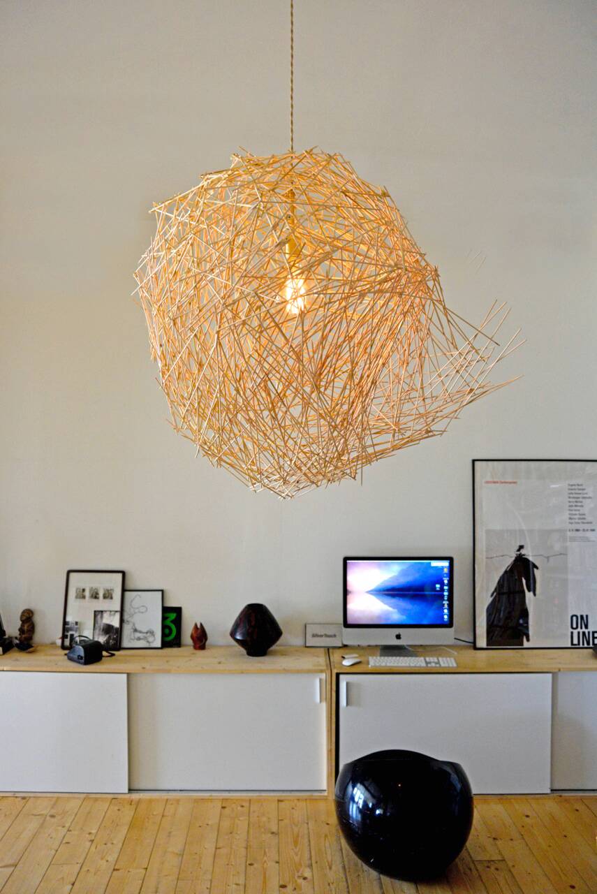 Luminaire sculptural contemporain