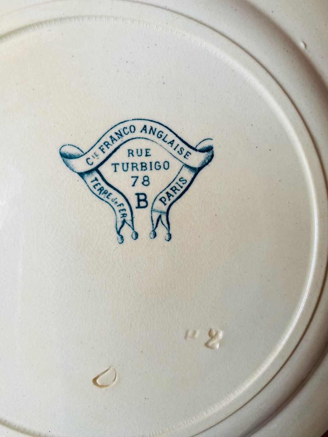 Service of 6 plates Terre de Fer