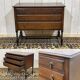 Commode anglaise en chêne des années 1930