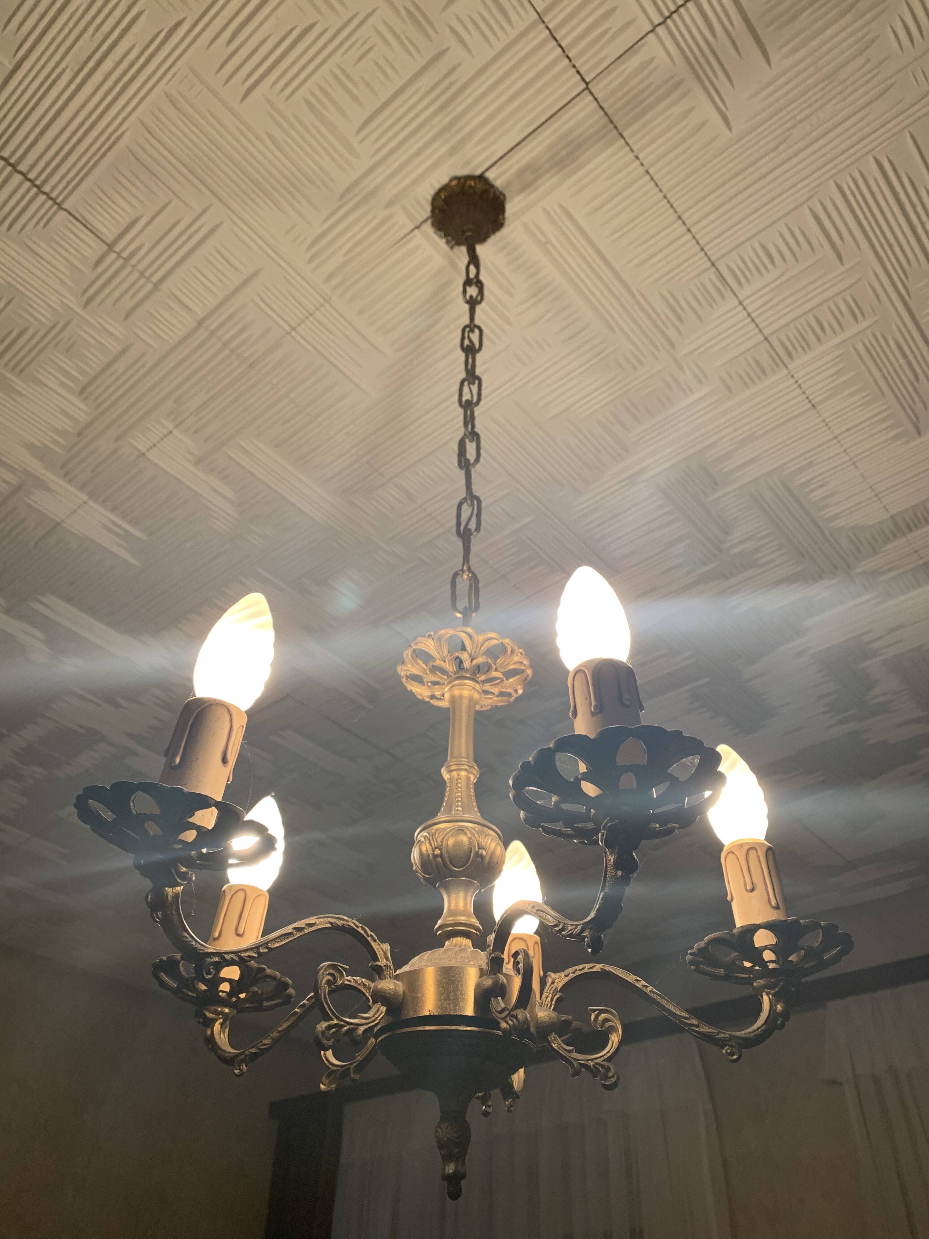 Chandelier