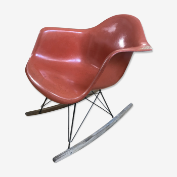 Rocking-chair RAR par Charles & Ray Eames