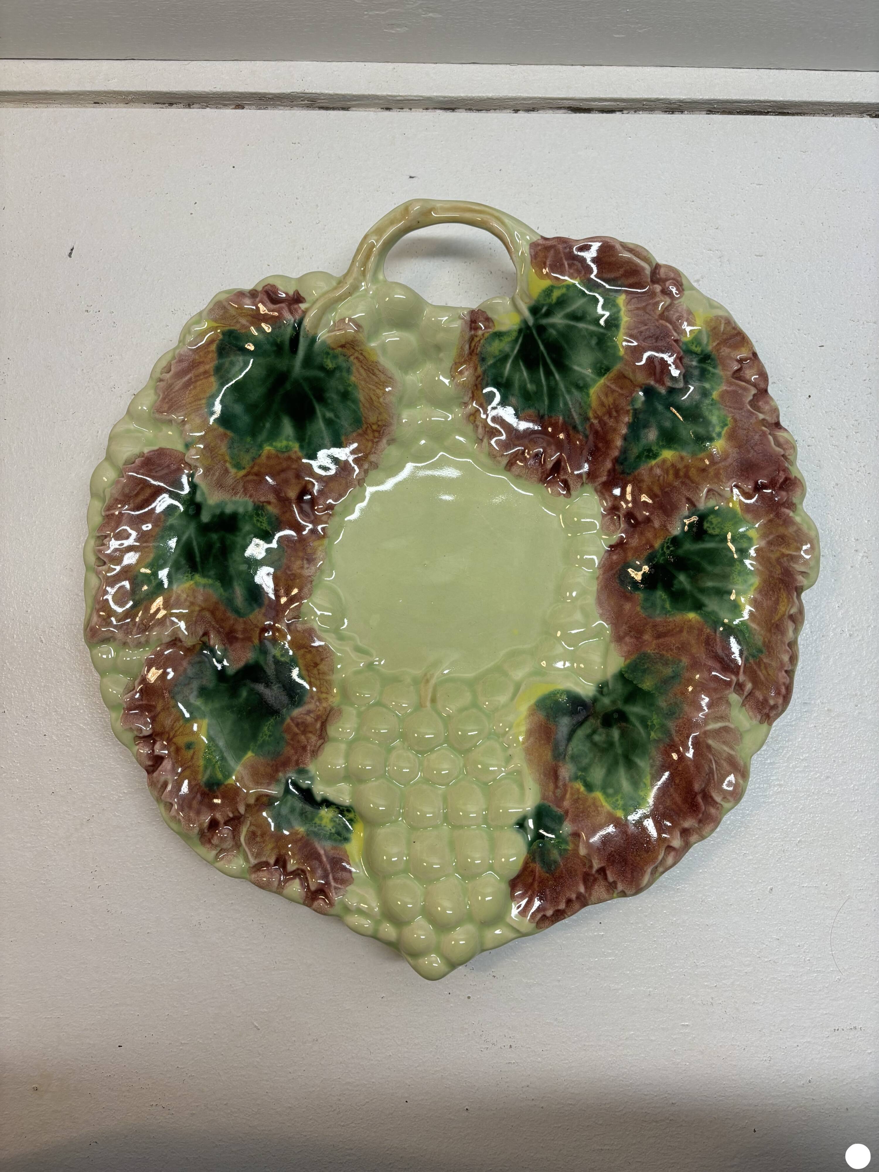 Vine slip dish