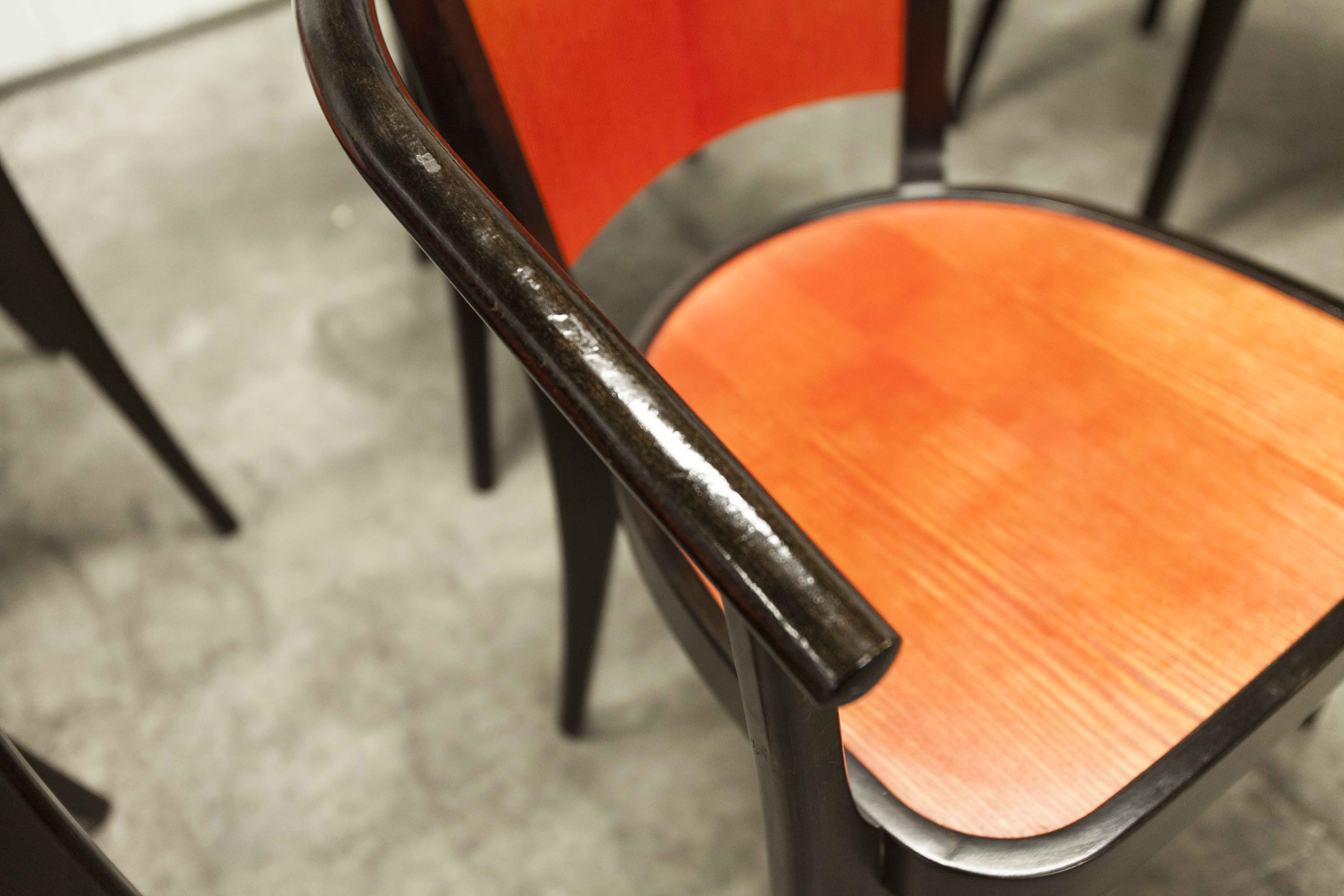 Table and 6 armchairs Baumann Diese, design Pagnon Pelhaître, Wenge color and red,