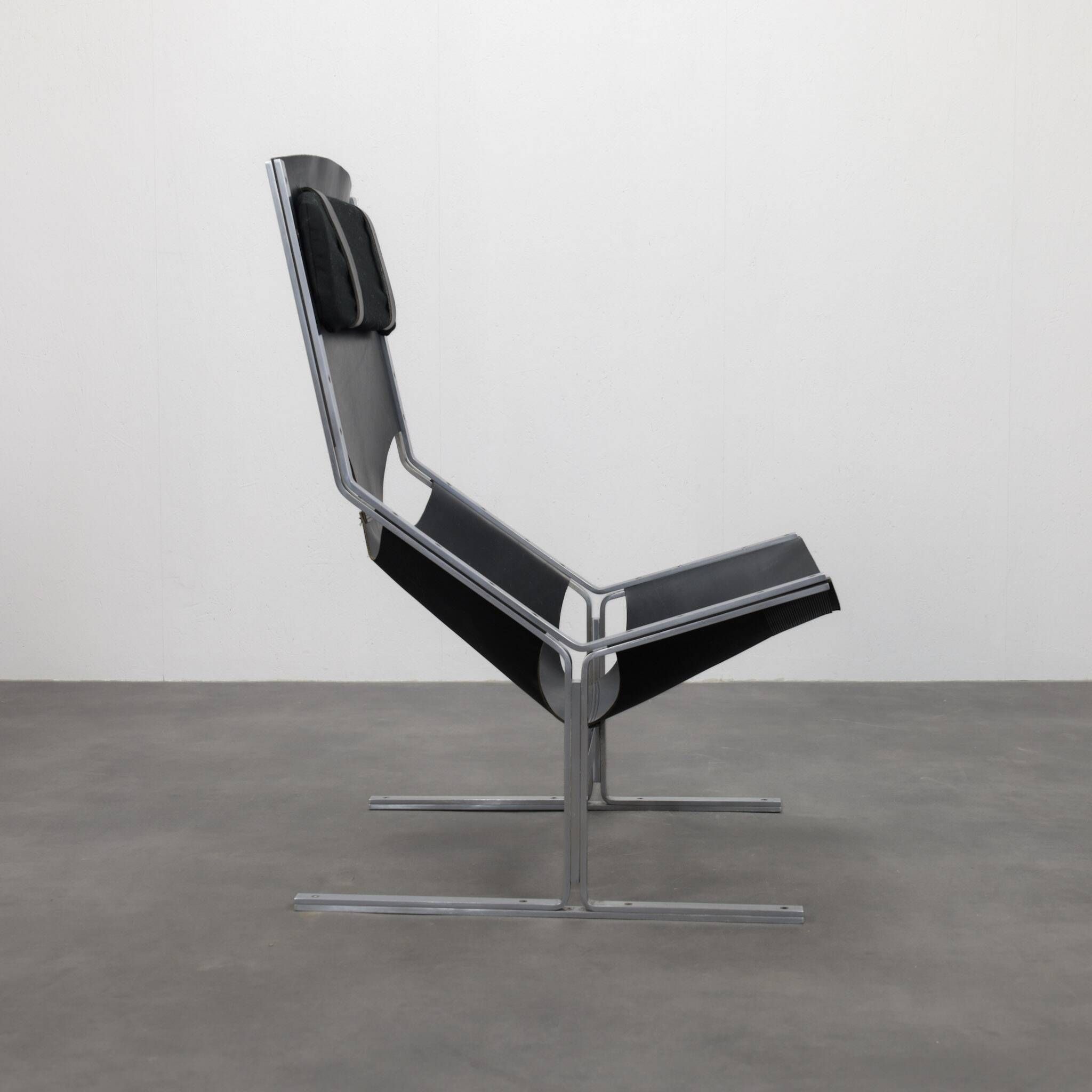 Extremely rare leather lounge chair by Pierre Thielen for Metz & Co., Netherlands, 1960s