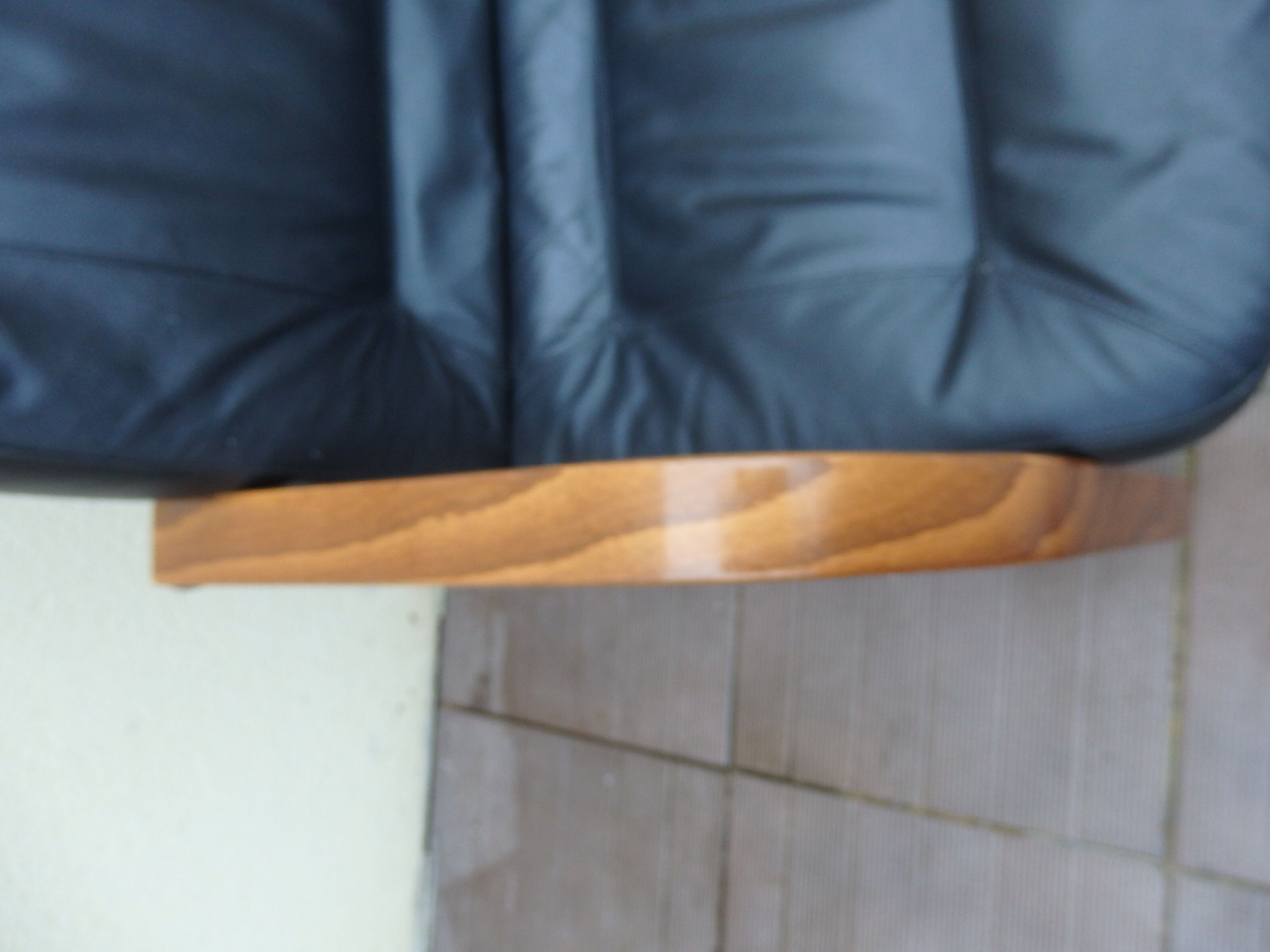 Vintage Prosiege leather leather juke-vm chair