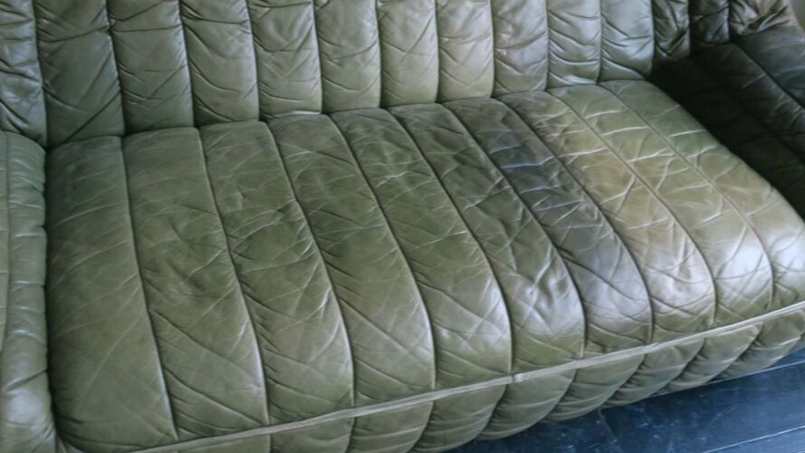 Canapé en cuir vert Laauser 1970