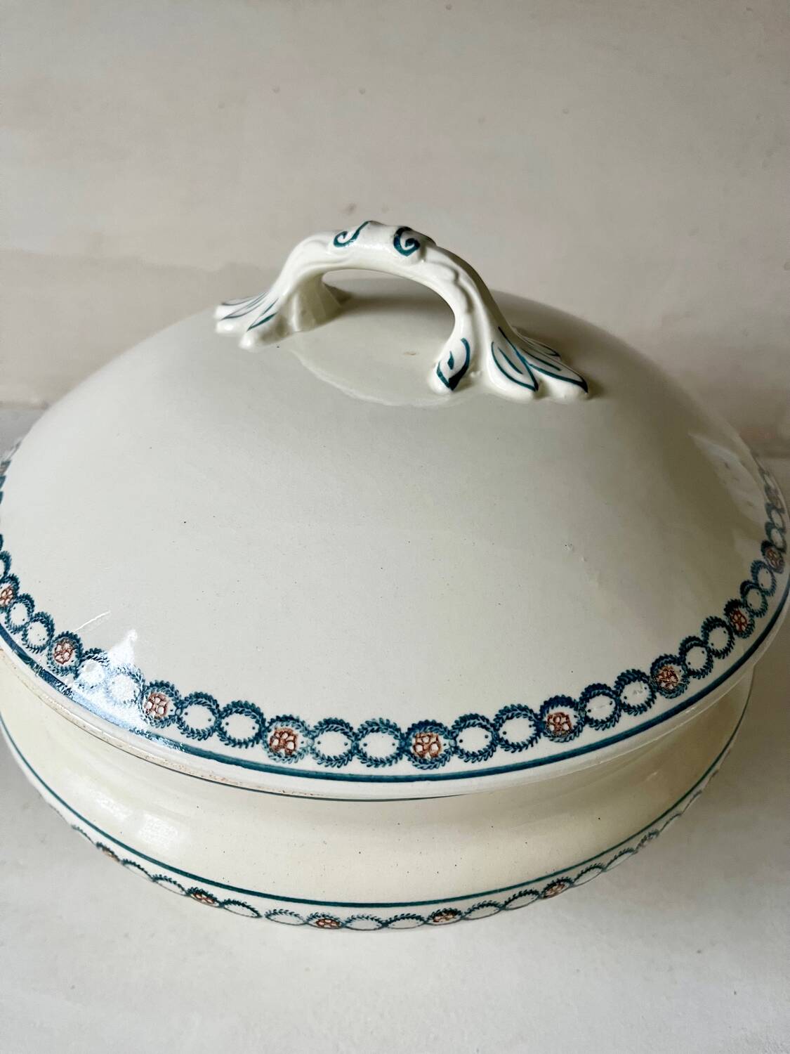 Longwy iron earthenware soup tureen