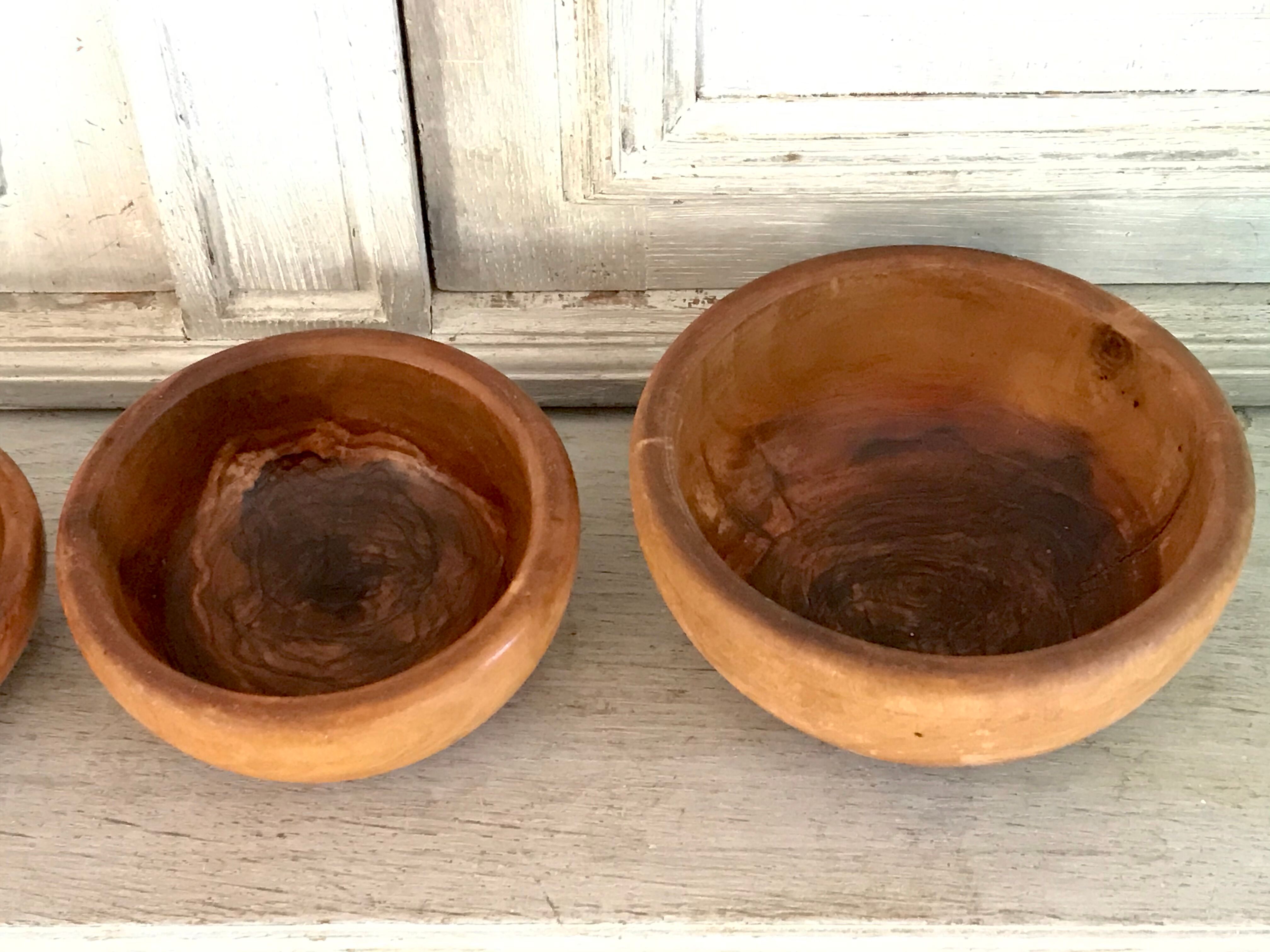 Vintage wooden olive wood bols