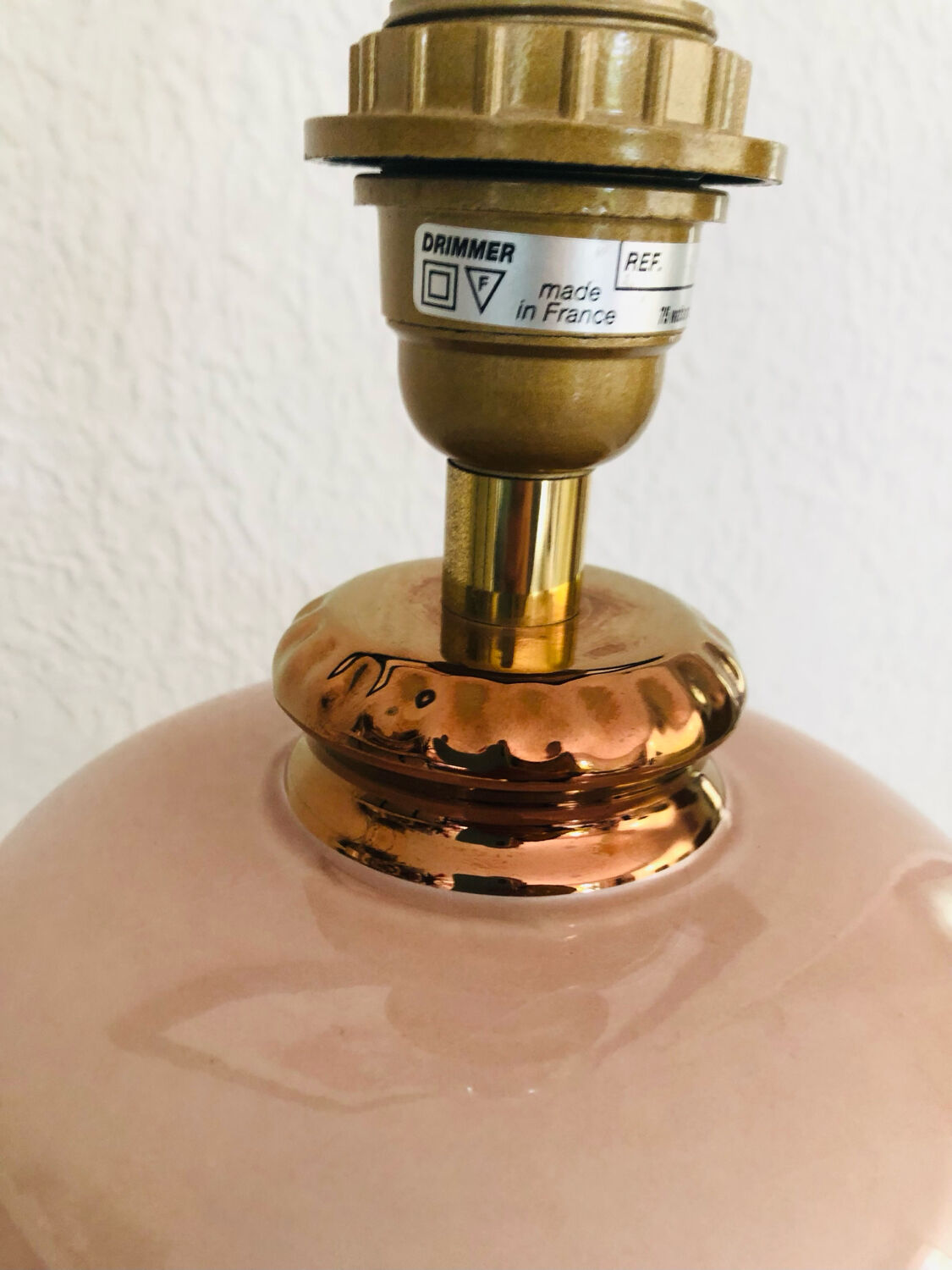 Ceramic lamp in pink and copper signed Louis Drimmer, circa 1980.