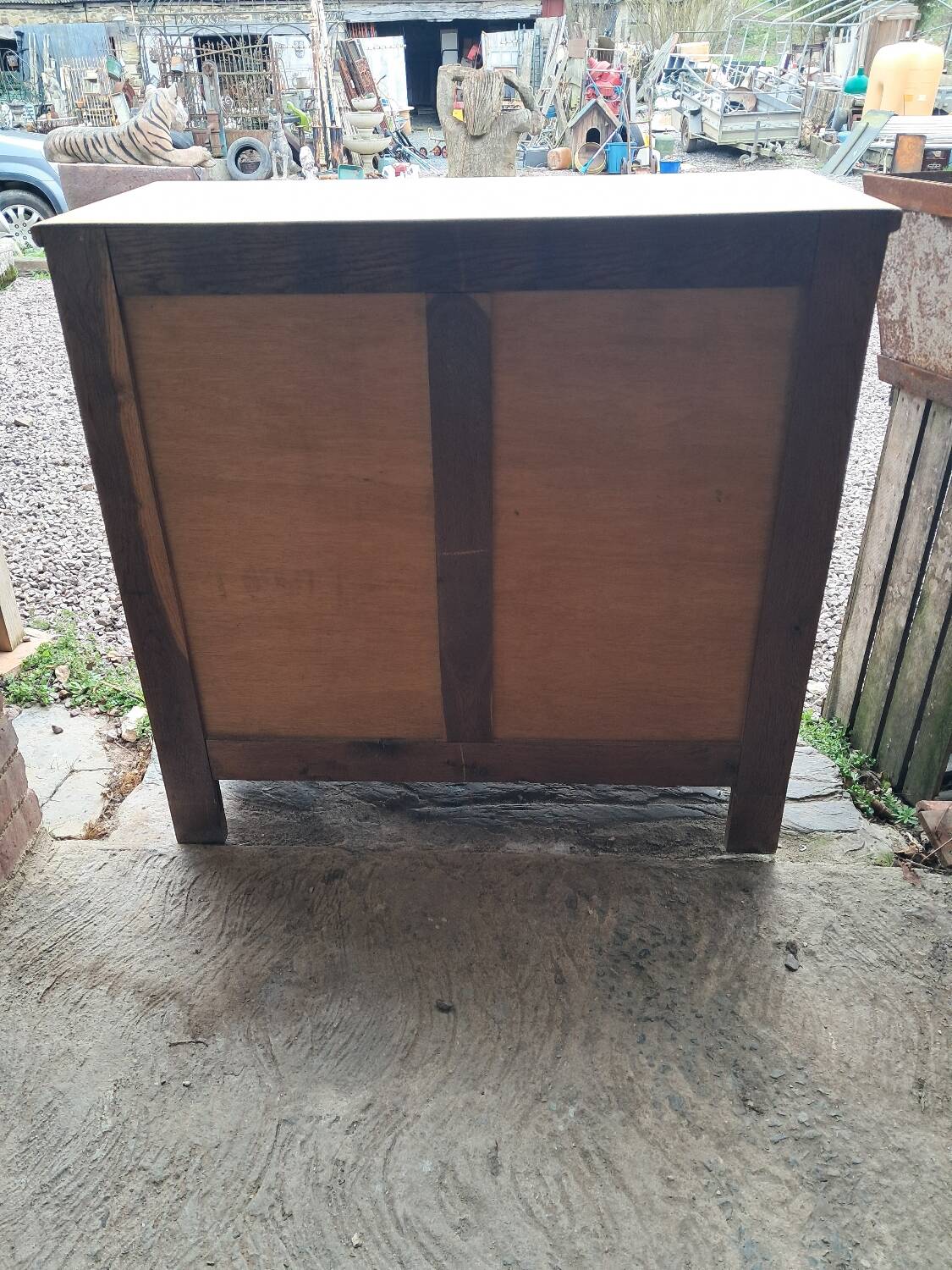 Art deco chest of drawers