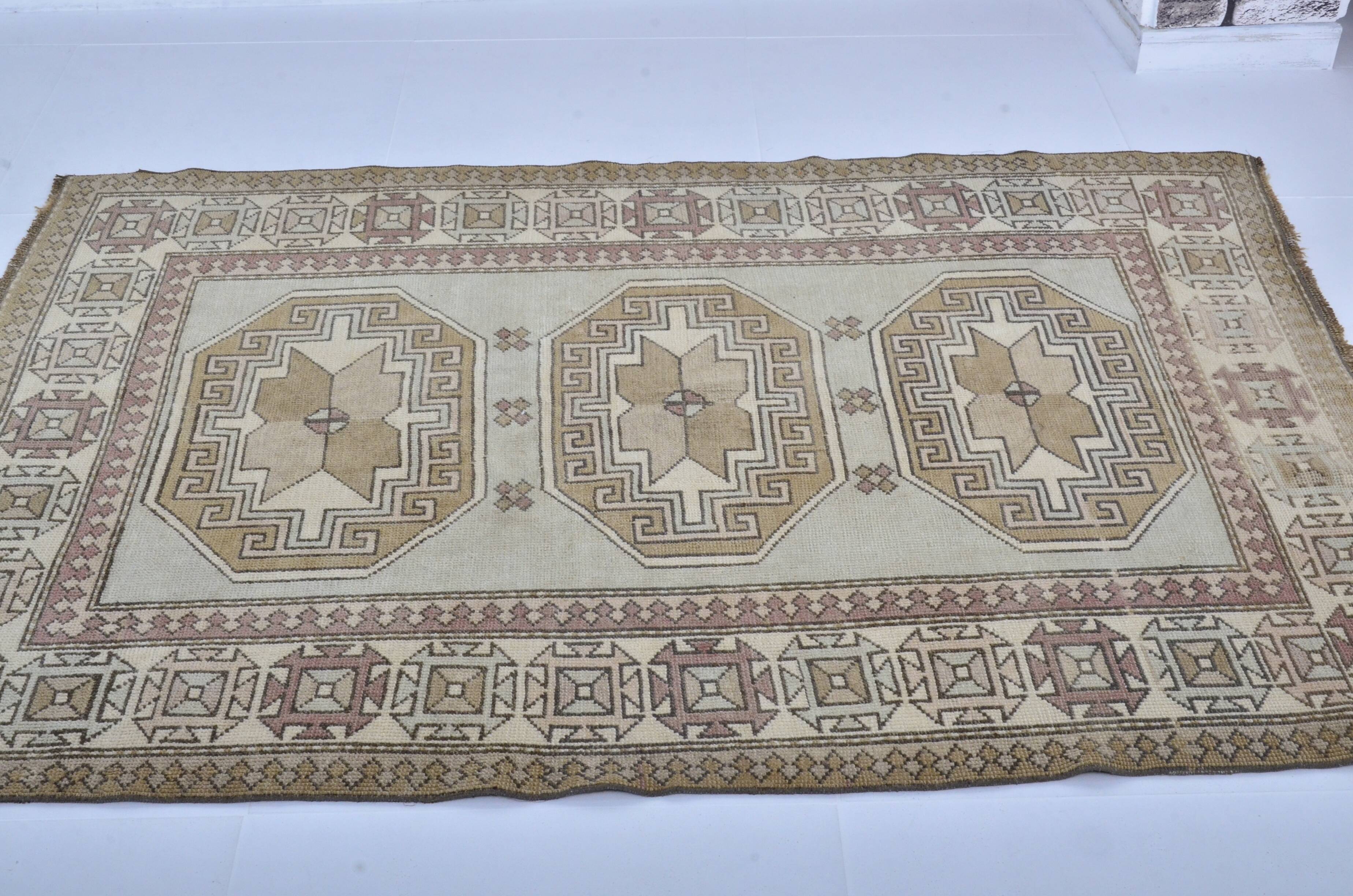 Handknotted Oushak Floral Rug sku 3441