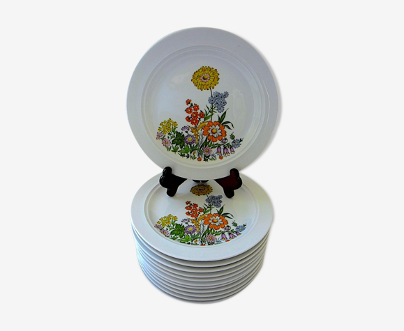 Suite de douze assiettes de table "vintage" à décor floral