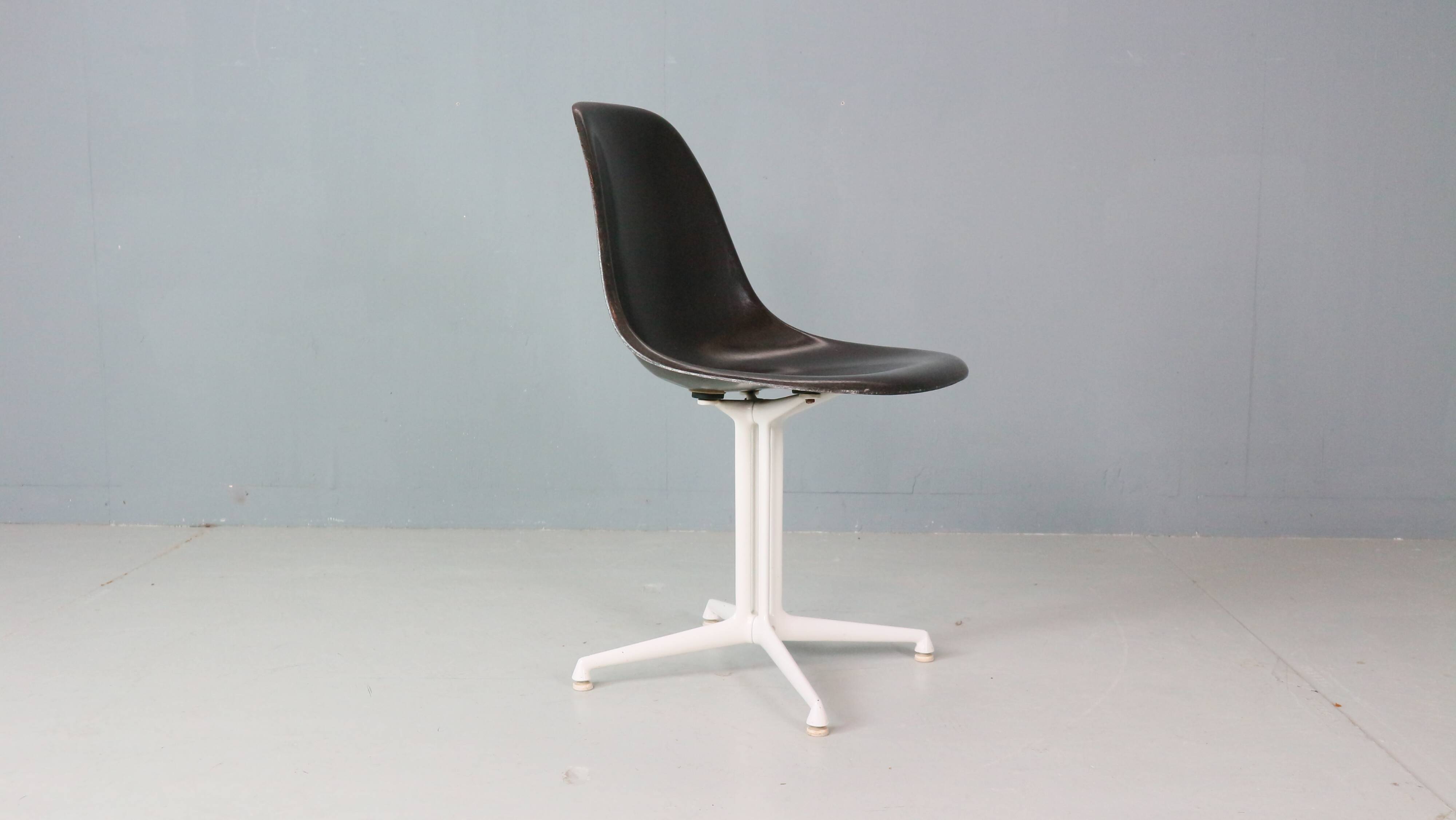 Charles & Ray Eames Set of 4 Off Black"La Fonda" Chairs for Herman Miller, 1960