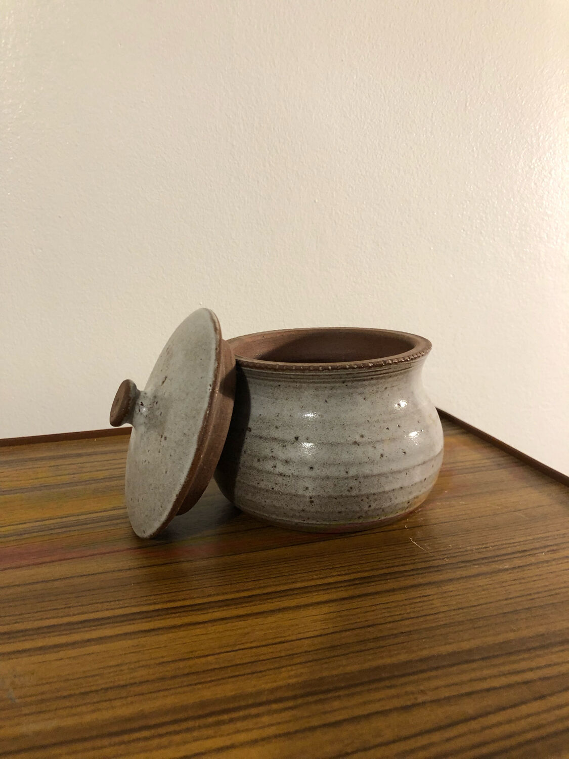 Sandstone pot signed by the owl by Norbert Pierlot