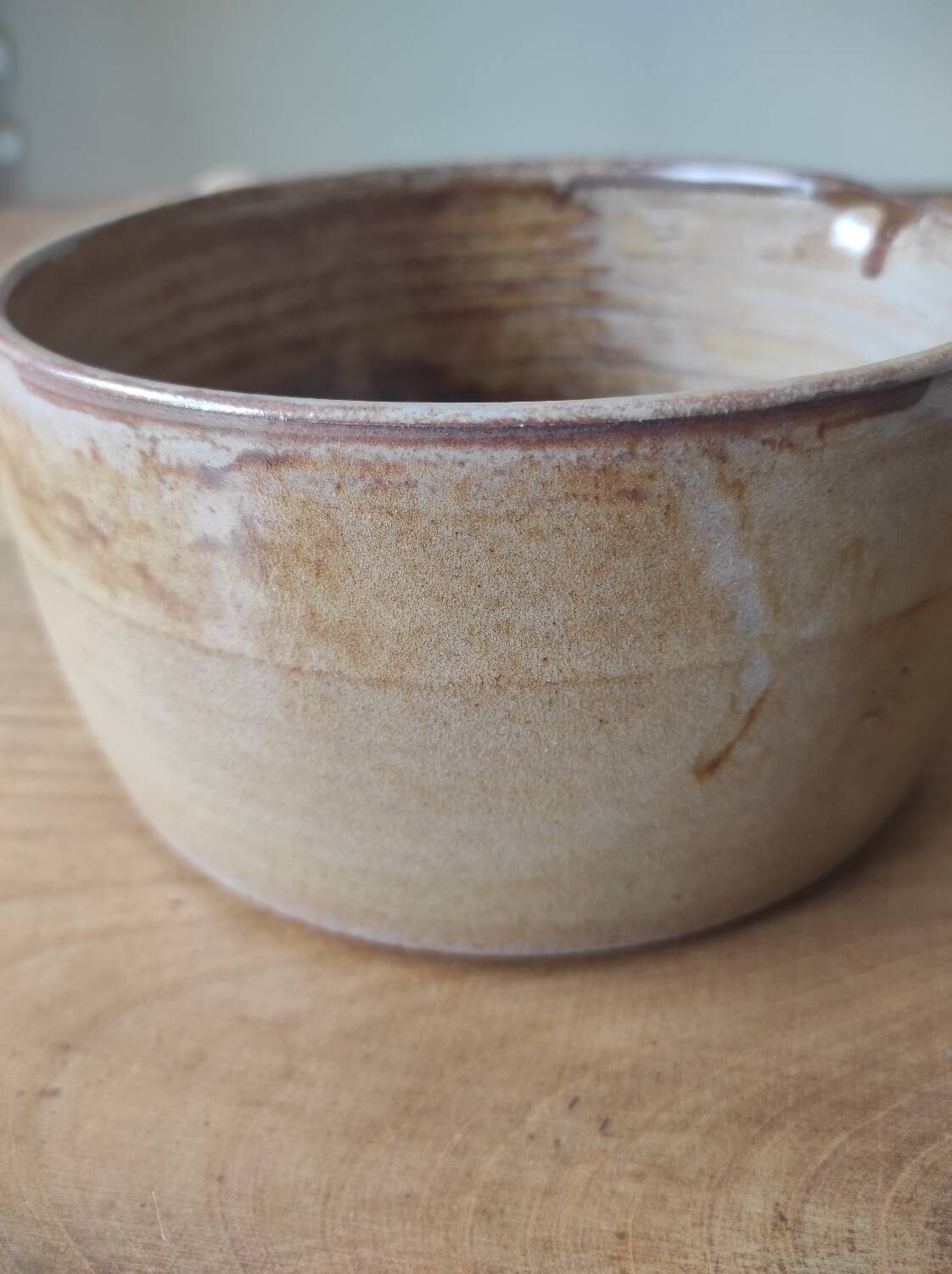 Glazed stoneware fondue pot