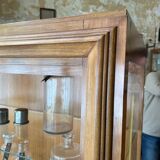 Art deco display cabinet in walnut and glass