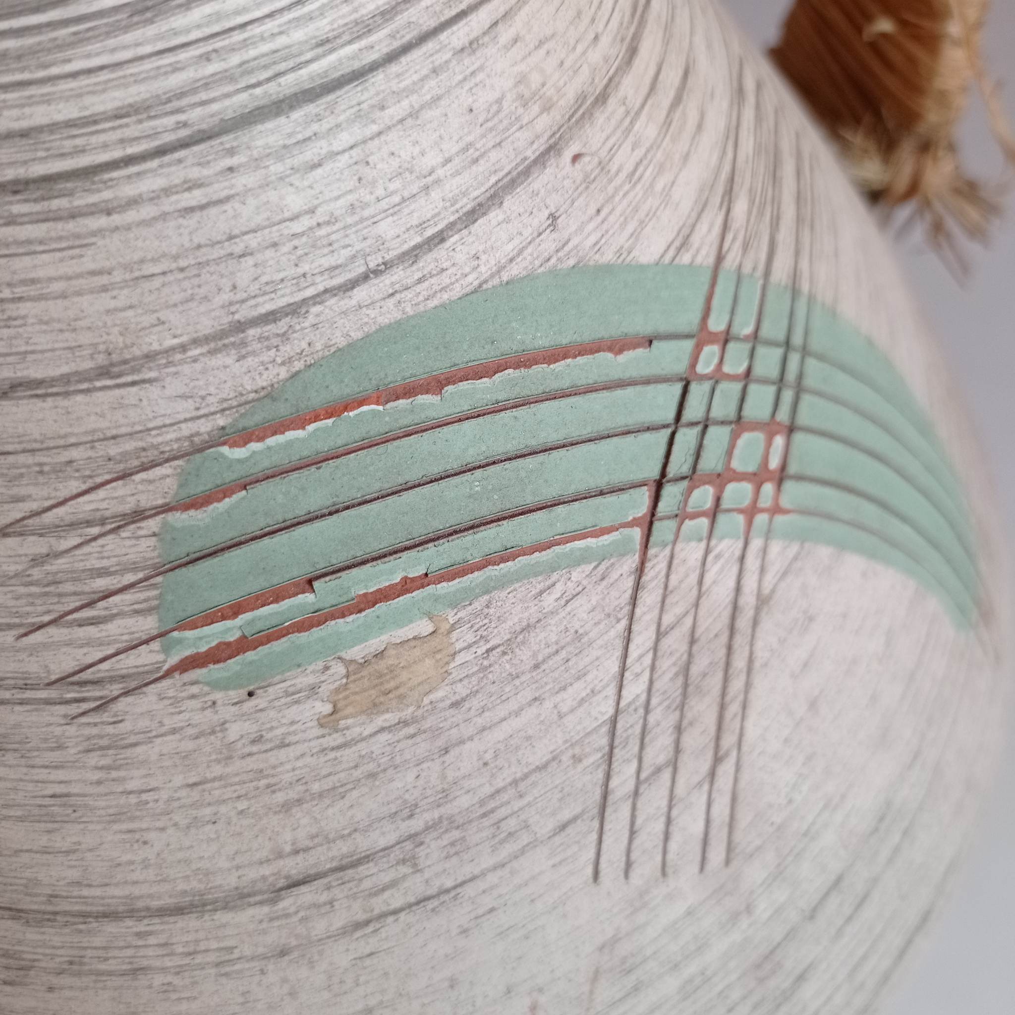 Carafe d’eau faite à la main des années 50