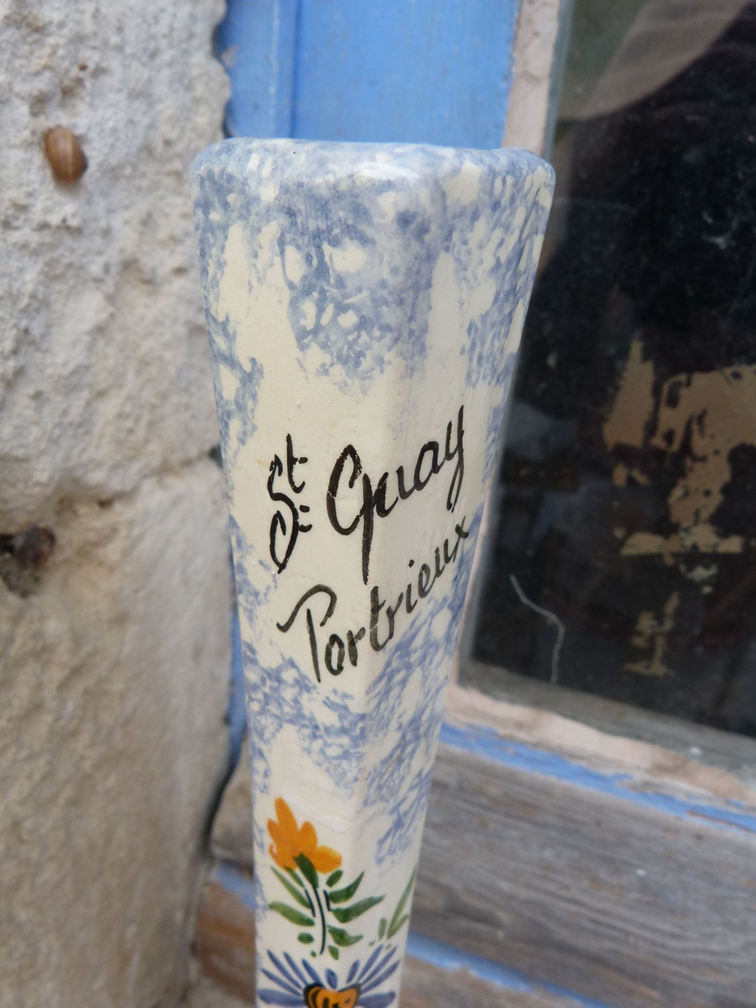 Vase soliflore Quimper Brittany ceramic soliflore