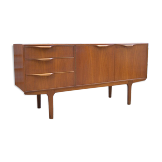 Enfilade de Tom Robertson pour A.H. Mcintosh