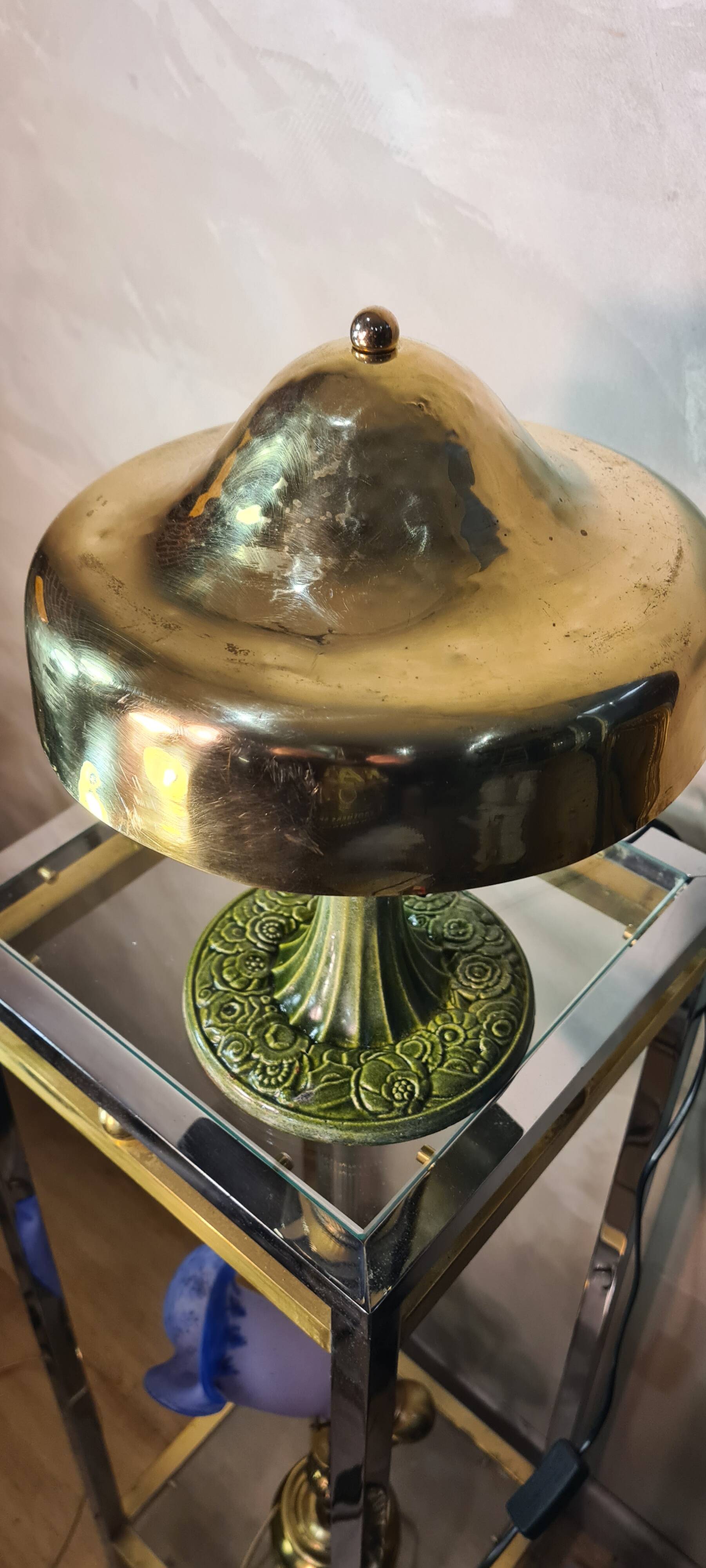 Varnished cast iron lamp and hammered brass lampshade 1920 art deco 32x23