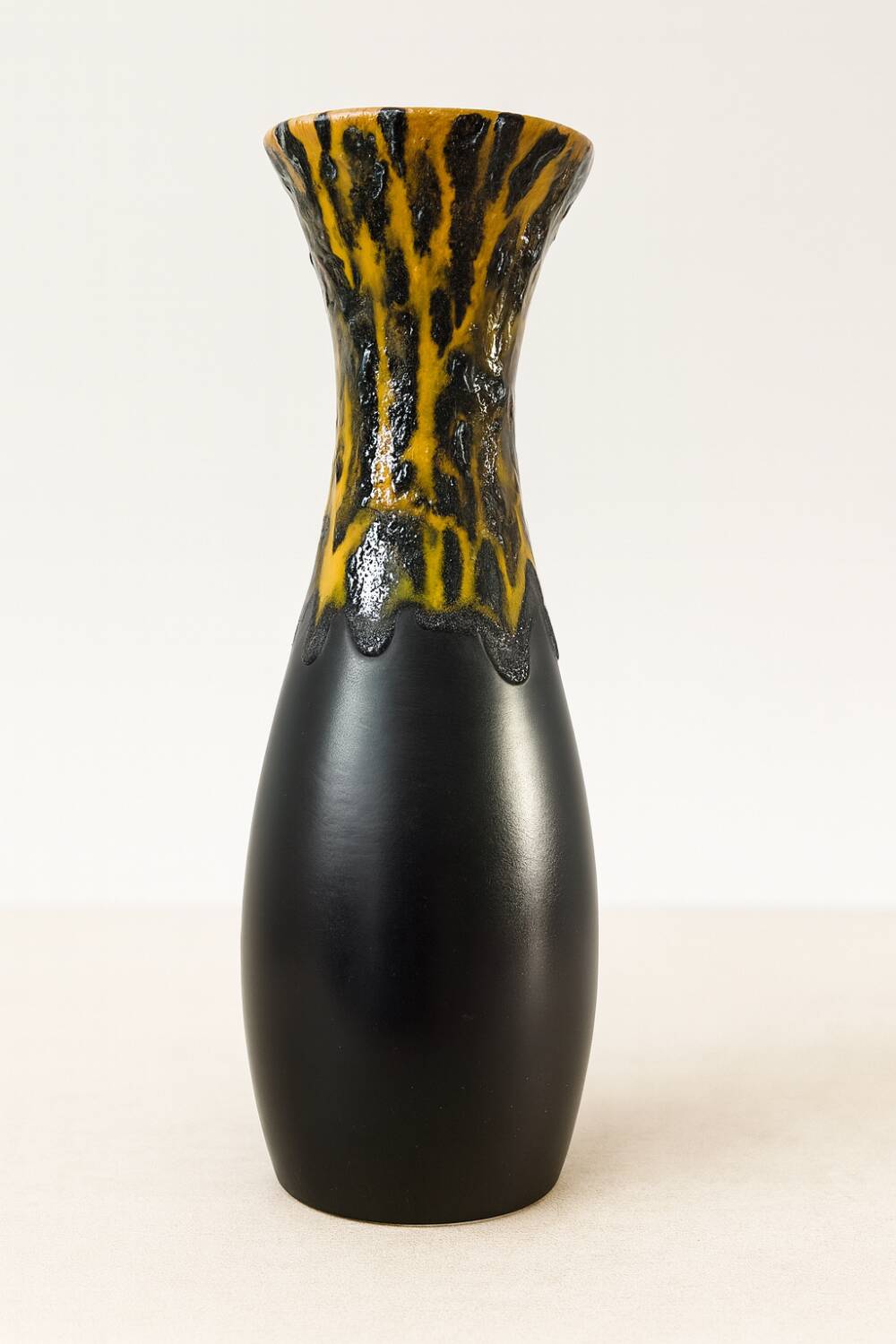 Rare Scheurich 204-30 Fat Lava Vase – 30 cm, Mid-Century West German P