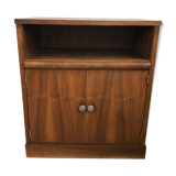 Simple and elegant 1950s bar