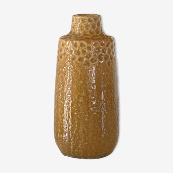 Ceramic vase