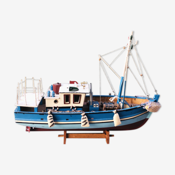 Maquette de bateau chalutier