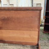 Bois de lit ancien en 140 cm