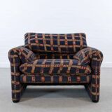 Maralunga armchair by Vico Magistretti for Cassina