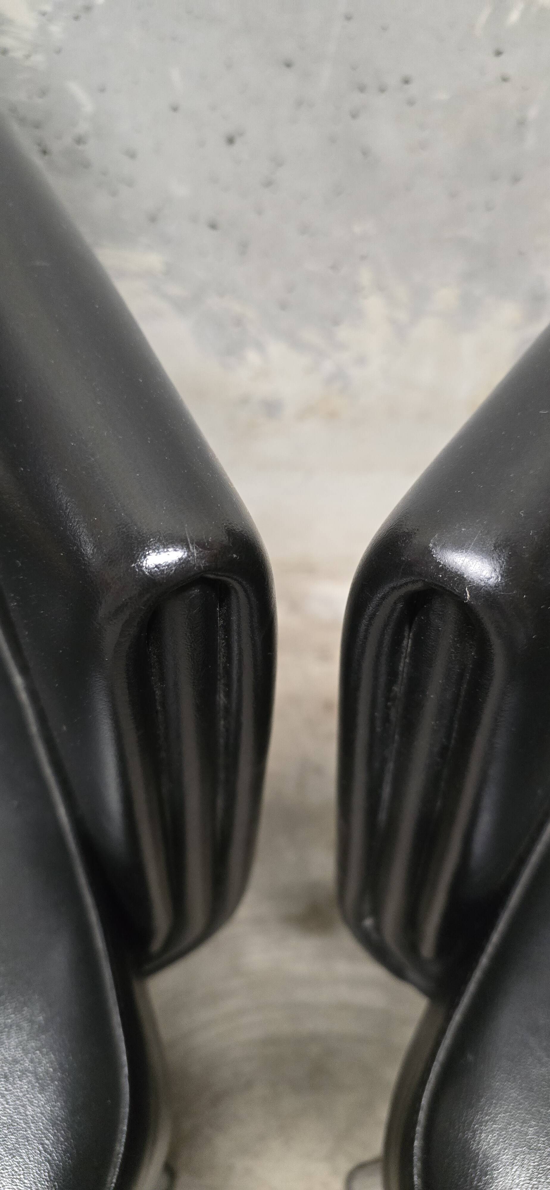 Pair of Deauville model armchairs for Airborne 1960