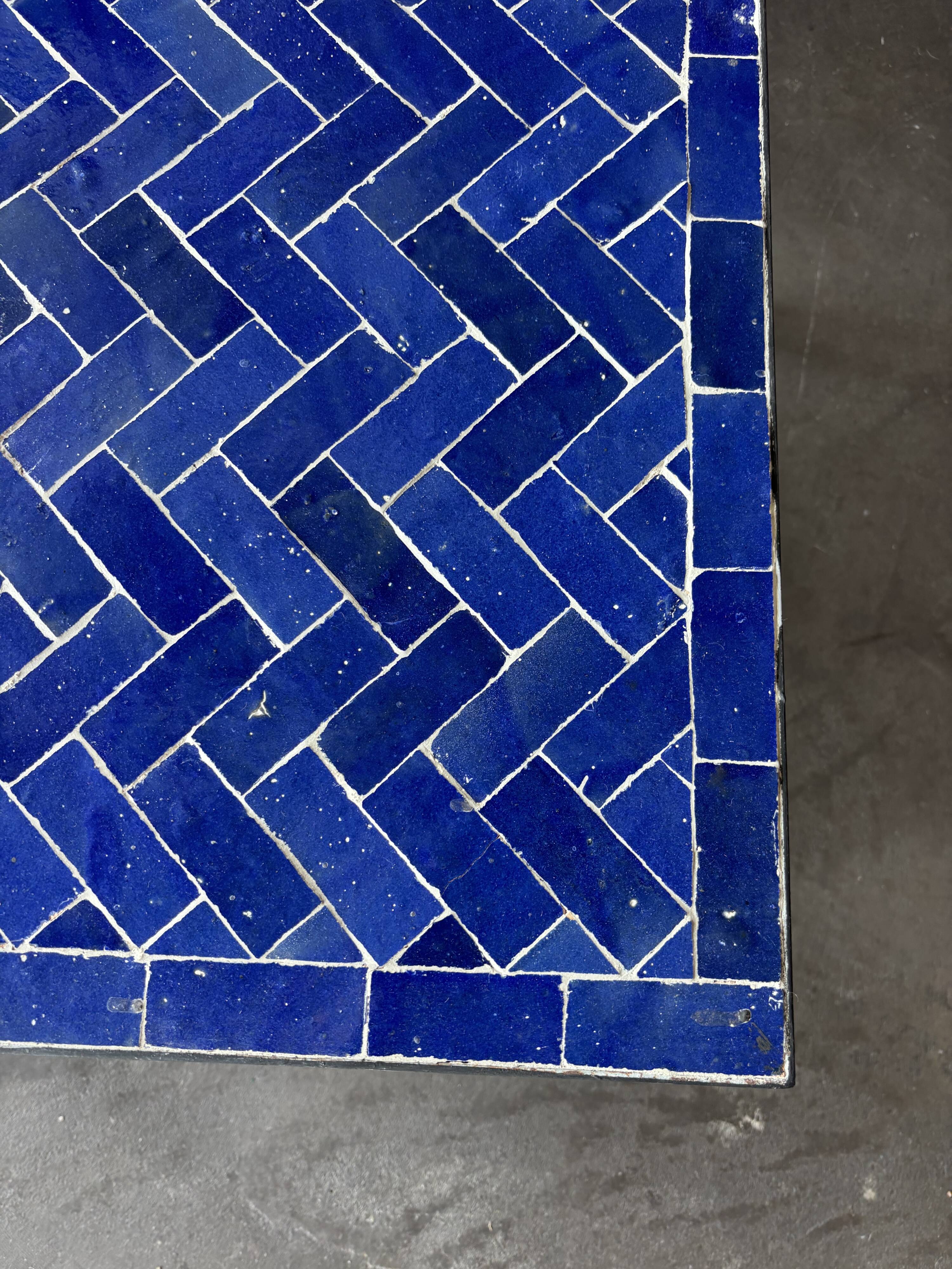 Square coffee table in Majorelle blue zellige, handmade – 60 × 60 cm